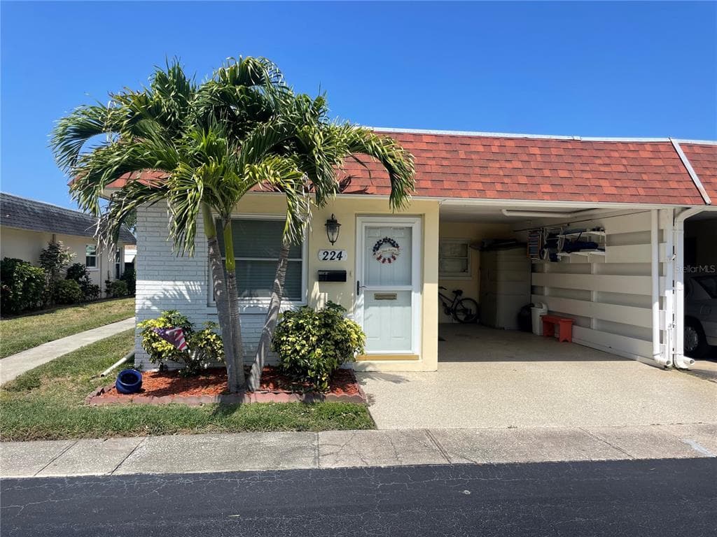 224 PORTREE DRIVE DUNEDIN, FL 34698