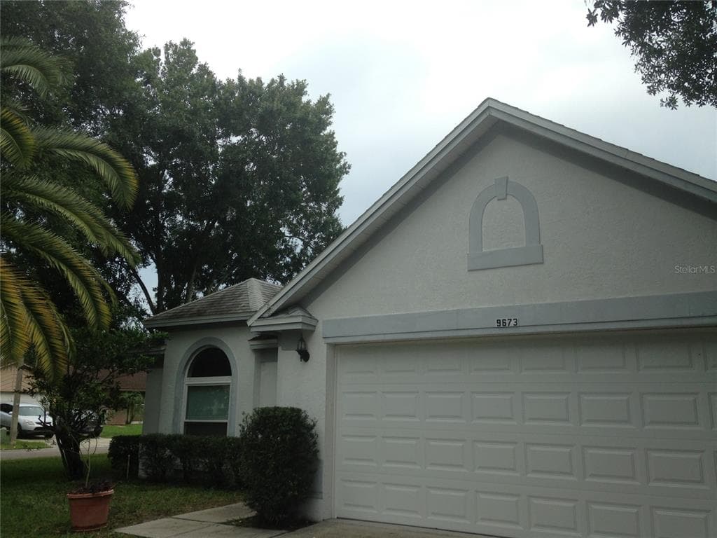9673 FOX HEARST ROAD TAMPA, FL 33647