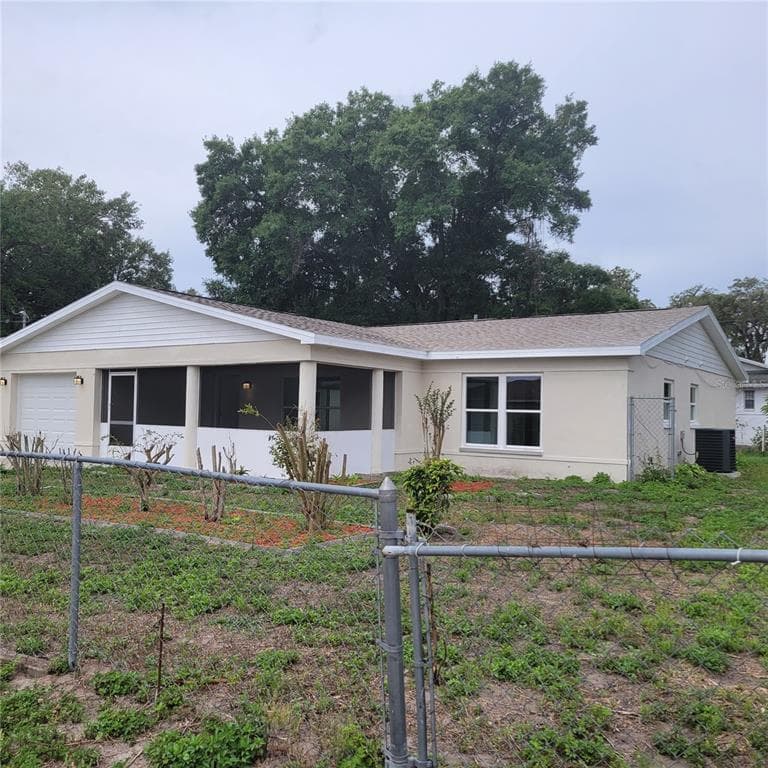 15245 PINELLAS AVENUE DADE CITY, FL 33523