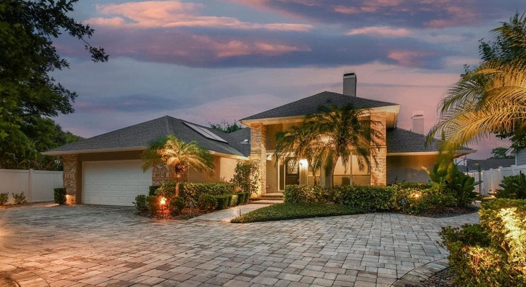 1615 DEWAYNE DRIVE