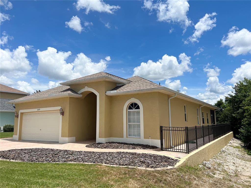 1879 BRILAND STREET TARPON SPRINGS, FL 34689