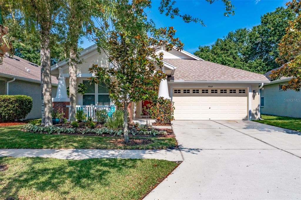7909 GRASMERE DRIVE LAND O LAKES, FL 34637