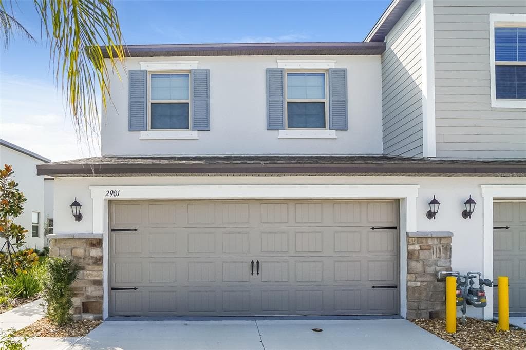 2901 COACH MANORS WAY NEW PORT RICHEY, FL 34655