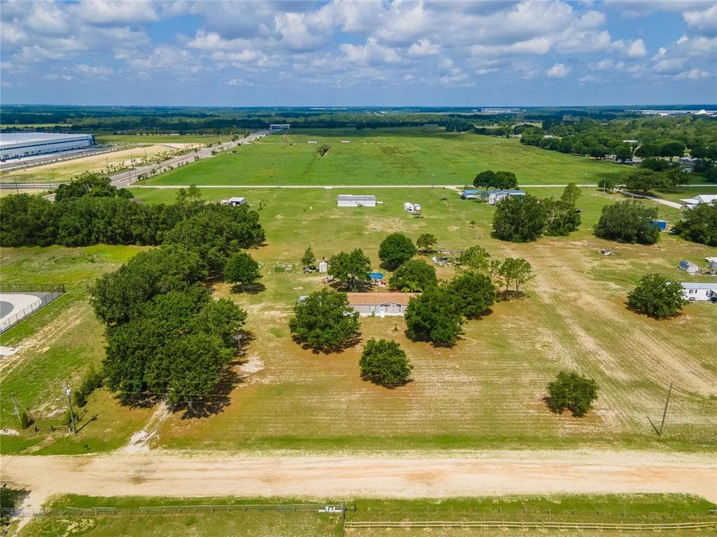 247 SUNRIDGE DRIVE AUBURNDALE, FL 33823