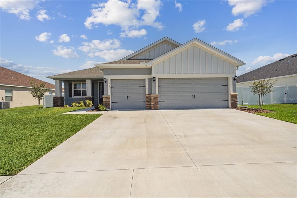 482 RIDERS LOOP AUBURNDALE, FL 33823