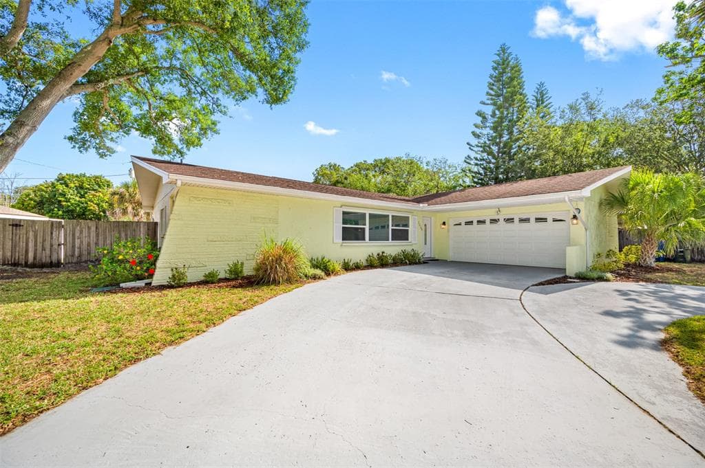 7229 AMHURST WAY CLEARWATER, FL 33764