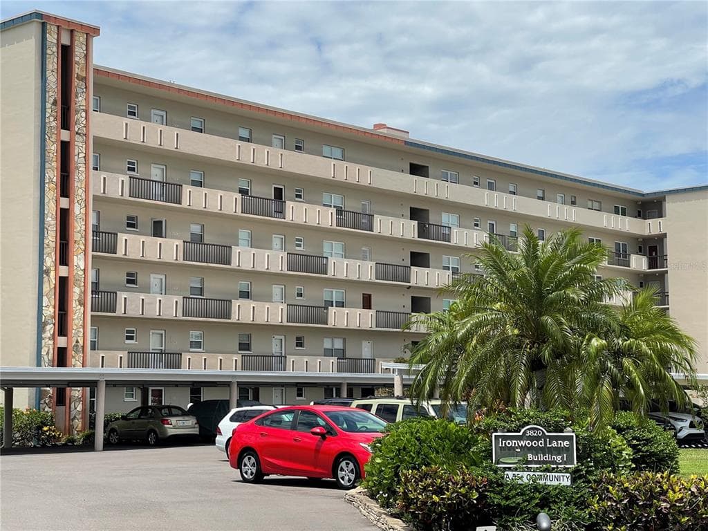 3820 IRONWOOD LANE UNIT 305I BRADENTON, FL 34209