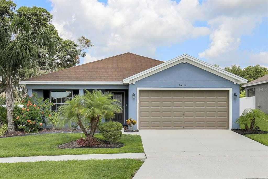 36116 SHADY BLUFF LOOP ZEPHYRHILLS, FL 33541