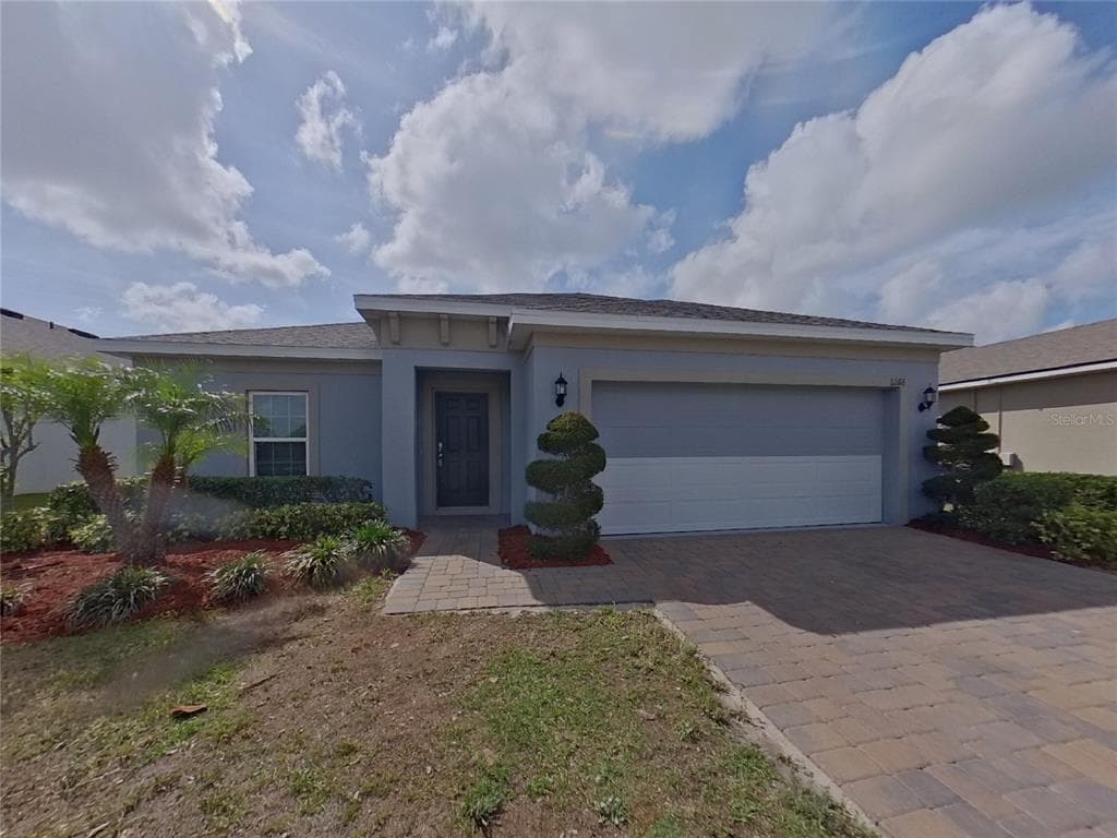 1266 STRATTON AVENUE GROVELAND, FL 34736