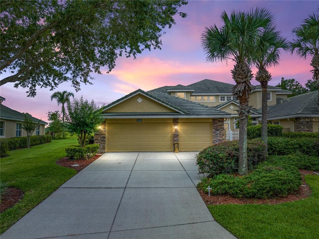13205 PALMILLA CIRCLE DADE CITY, FL 33525