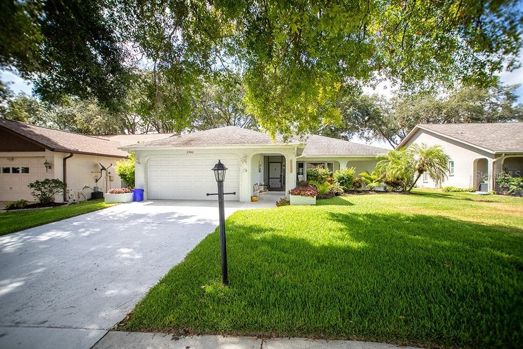 3940 TARPON POINTE CIRCLE