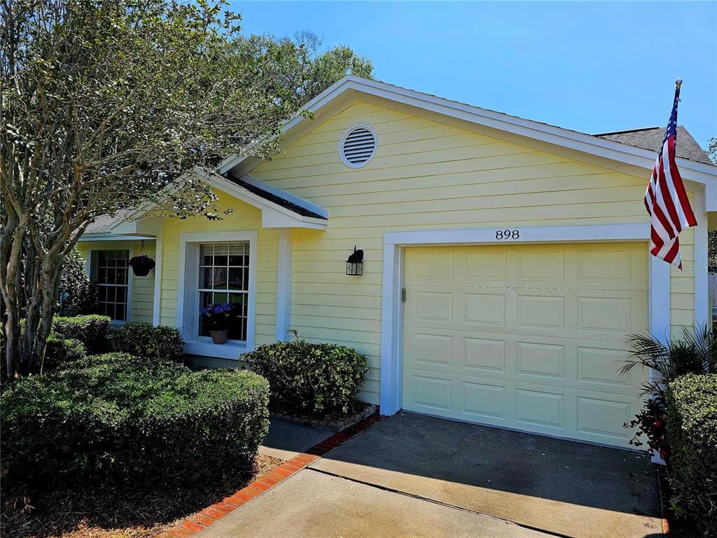 898 FRANKLIN CIRCLE PALM HARBOR, FL 34683