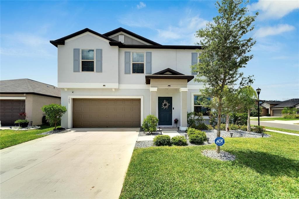1807 CRINKLE LEAF COURT RUSKIN, FL 33570