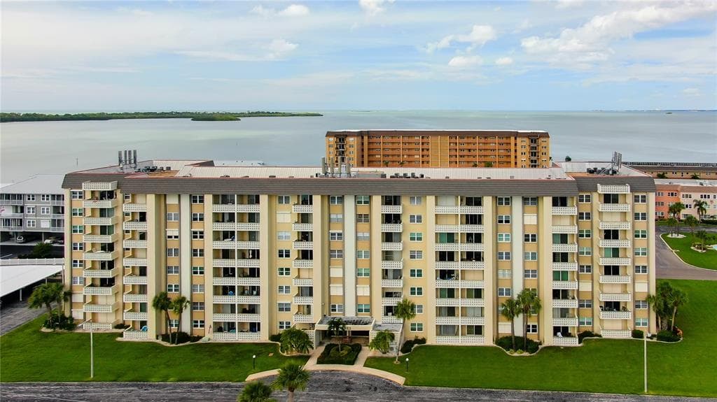 9 FORBES PLACE UNIT 509 DUNEDIN, FL 34698