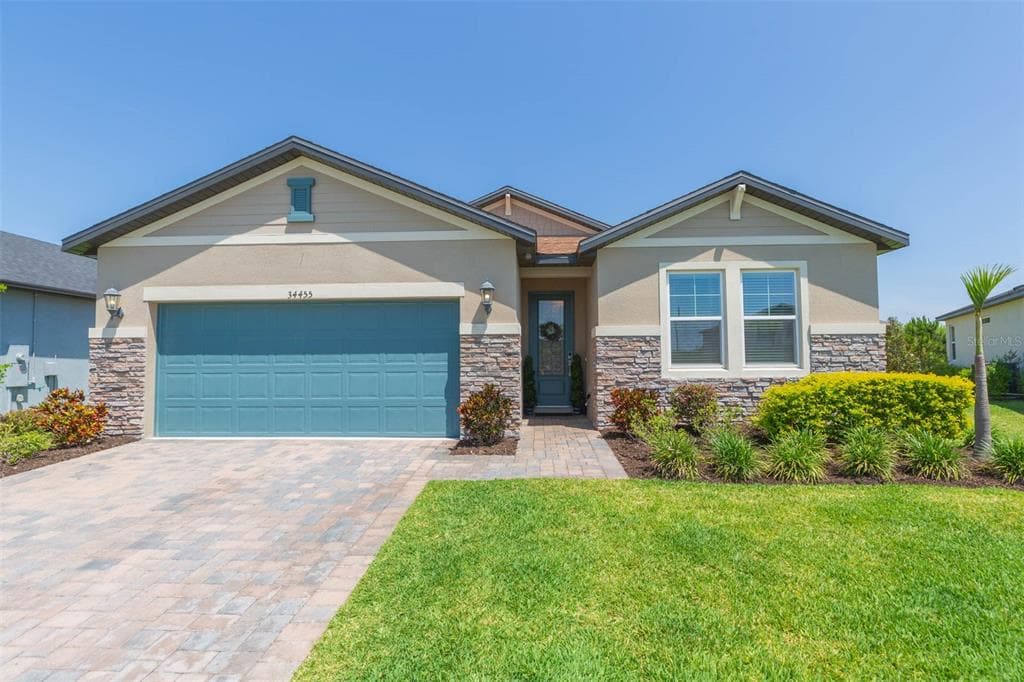 34455 WYNTHORNE PLACE WESLEY CHAPEL, FL 33545