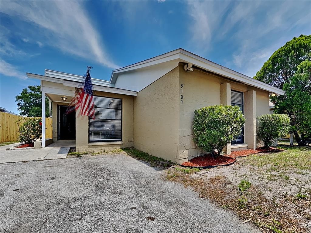 9103 POST OAK COURT TAMPA, FL 33615