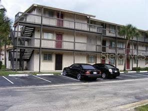 6324 NEWTOWN CIRCLE UNIT 24B3 TAMPA, FL 33615