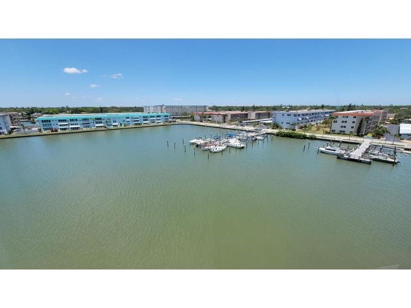 5925 SHORE BOULEVARD S UNIT 604 GULFPORT, FL 33707