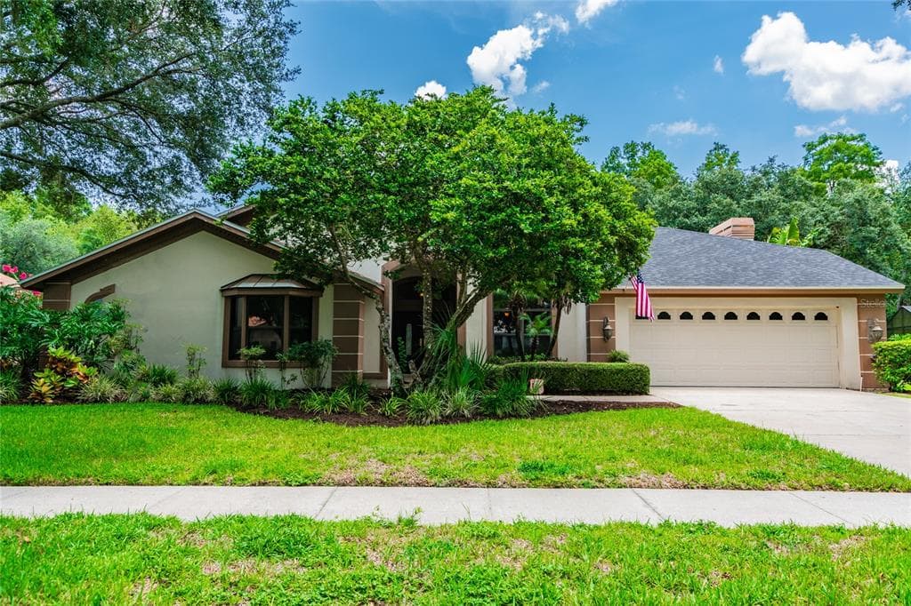 5313 BURCHETTE ROAD TAMPA, FL 33647