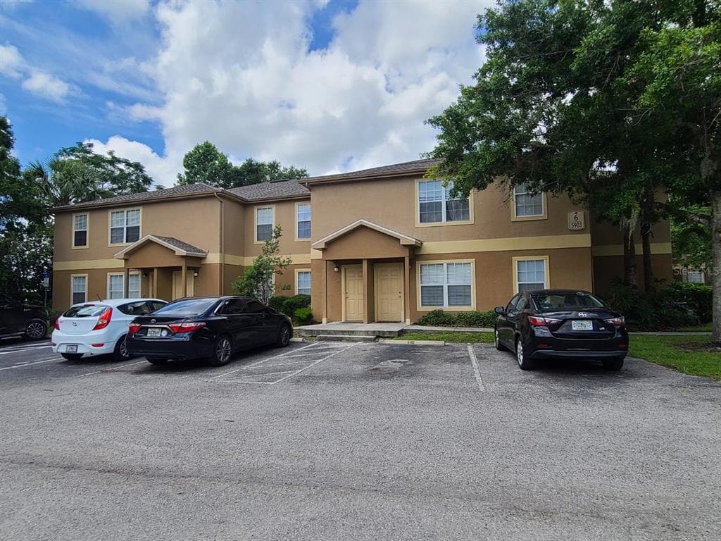 5903 WILLOW RIDGE DRIVE UNIT 203 ZEPHYRHILLS, FL 33541