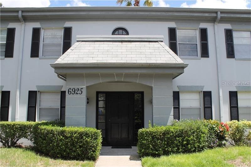 6925 AVENUE DES PALAIS UNIT 2B SOUTH PASADENA, FL 33707
