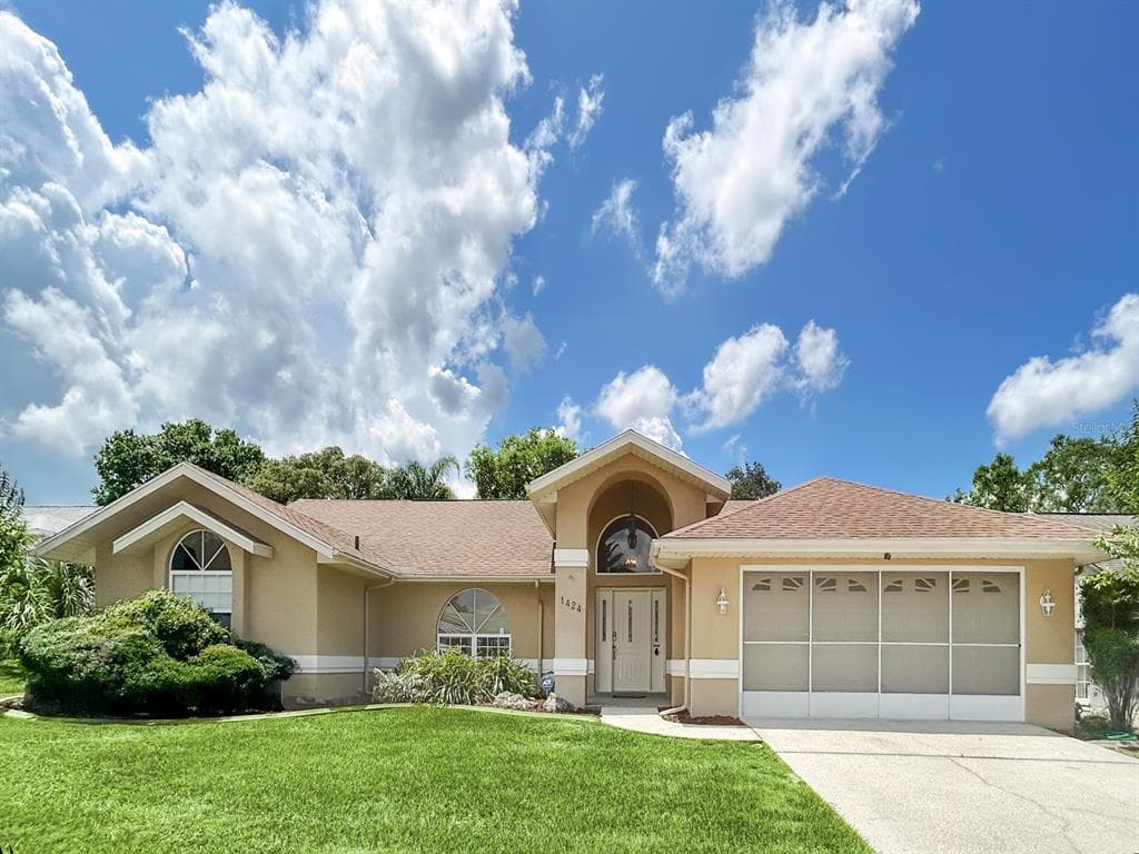 1424 OVERLAND DRIVE