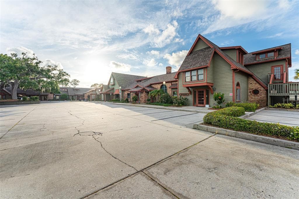 1022 MAIN STREET UNIT J DUNEDIN, FL 34698