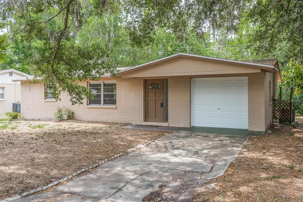 7414 BANNER STREET NEW PORT RICHEY, FL 34653