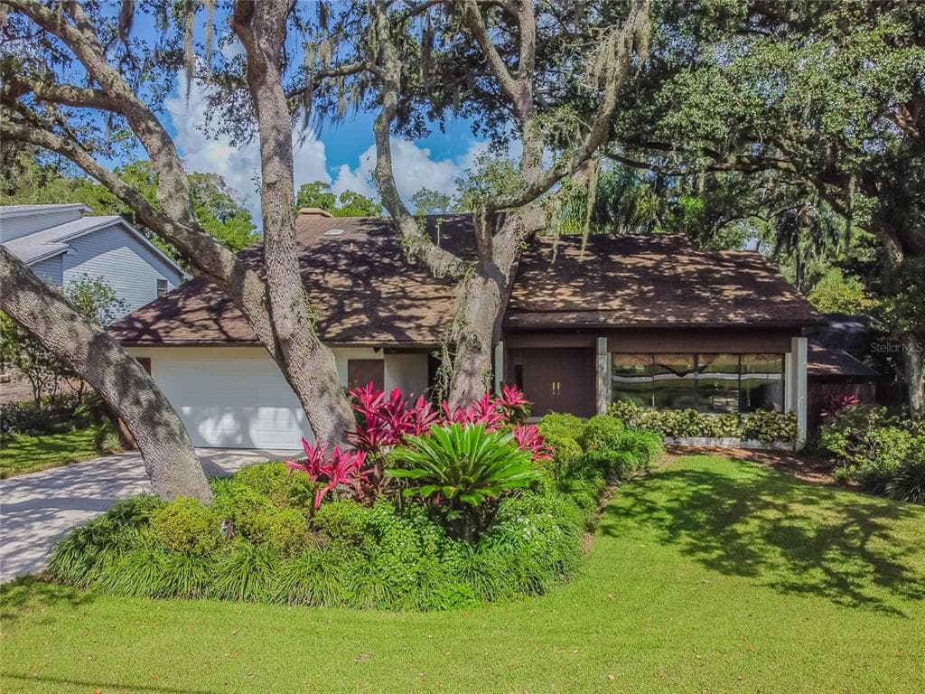 726 DRUID HILLS ROAD TEMPLE TERRACE, FL 33617