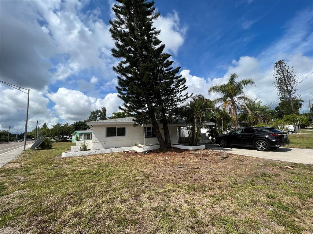 4236 TERN STREET SARASOTA, FL 34232