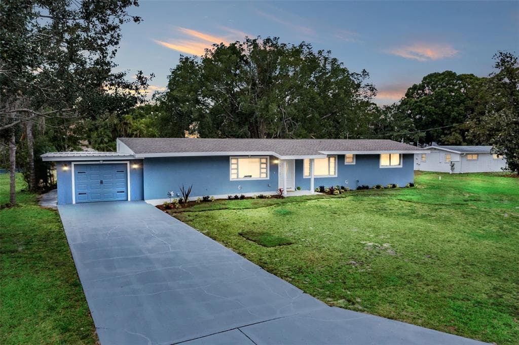 307 CAMPUS DRIVE RUSKIN, FL 33570