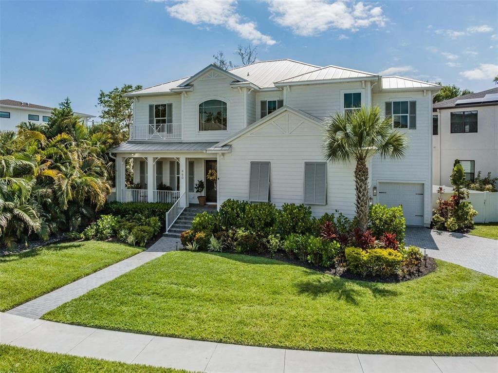 460 MARMORA AVENUE TAMPA, FL 33606