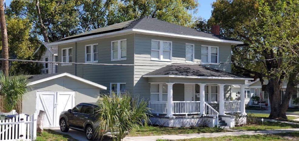 922 E 17TH AVENUE TAMPA, FL 33605