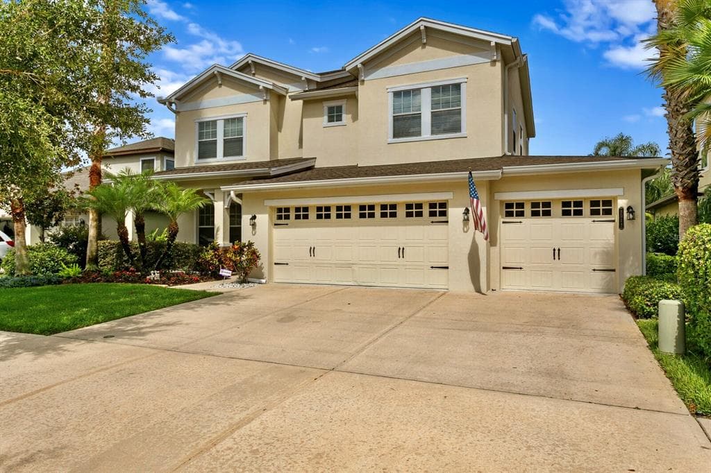 8012 HAMPTON GLEN DRIVE TAMPA, FL 33647