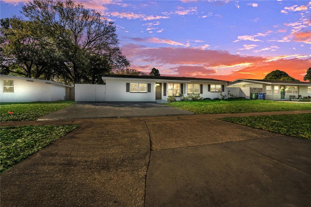 4724 W WYOMING AVENUE TAMPA, FL 33616