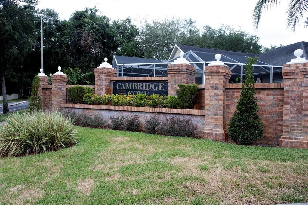 4327 GLENDON PLACE VALRICO, FL 33596