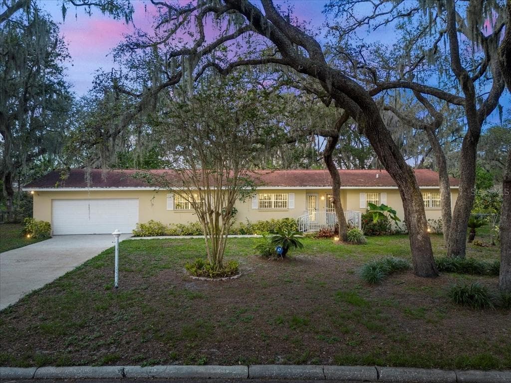 418 BELLE VIEW AVENUE TEMPLE TERRACE, FL 33617