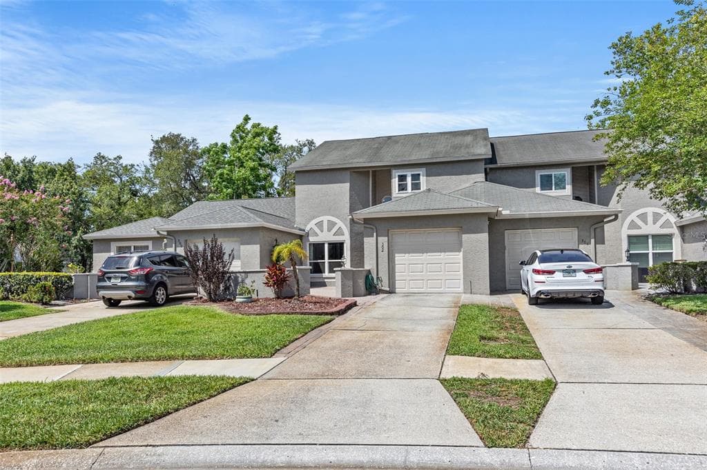 302 BUCKINGHAM PLACE PALM HARBOR, FL 34684