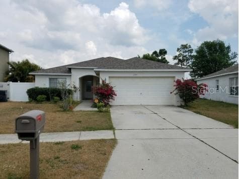 13241 PIKE LAKE DRIVE RIVERVIEW, FL 33579