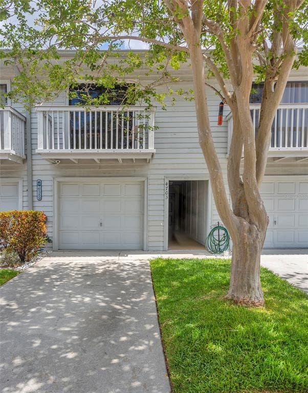 6389 93RD TERRACE N UNIT 4703 PINELLAS PARK, FL 33782