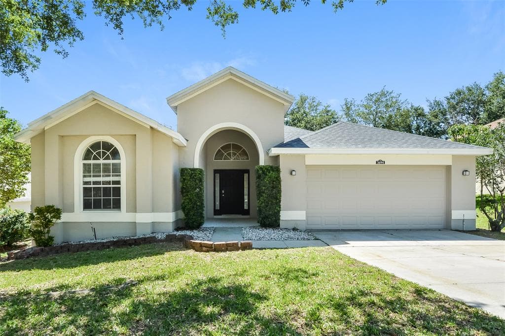3694 FALLSCREST CIRCLE CLERMONT, FL 34711