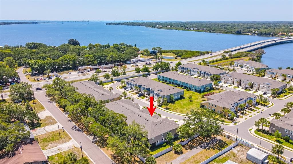 1807 SUNSET WIND LOOP OLDSMAR, FL 34677