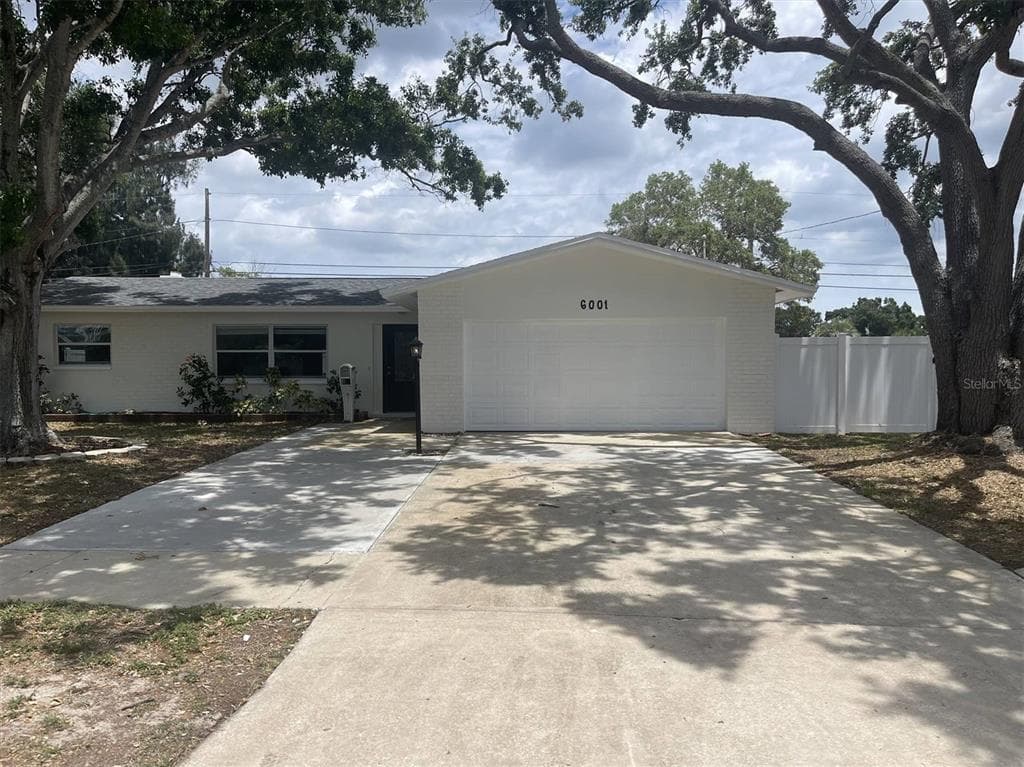 6001 34TH AVENUE N ST PETERSBURG, FL 33710