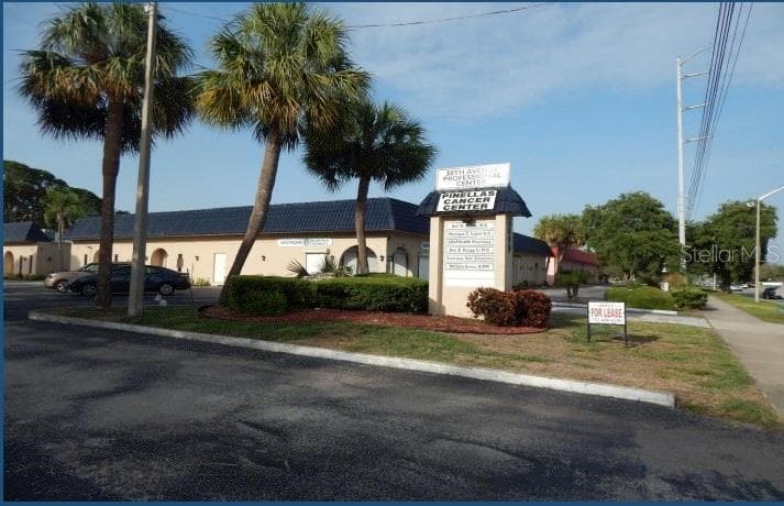 6499 38TH AVENUE N UNIT 1-12 ST PETERSBURG, FL 33710