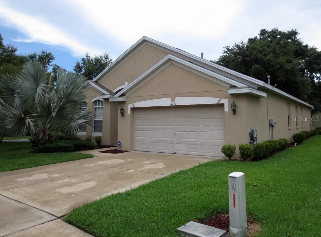 11204 AVERY OAKS DRIVE TAMPA, FL 33625
