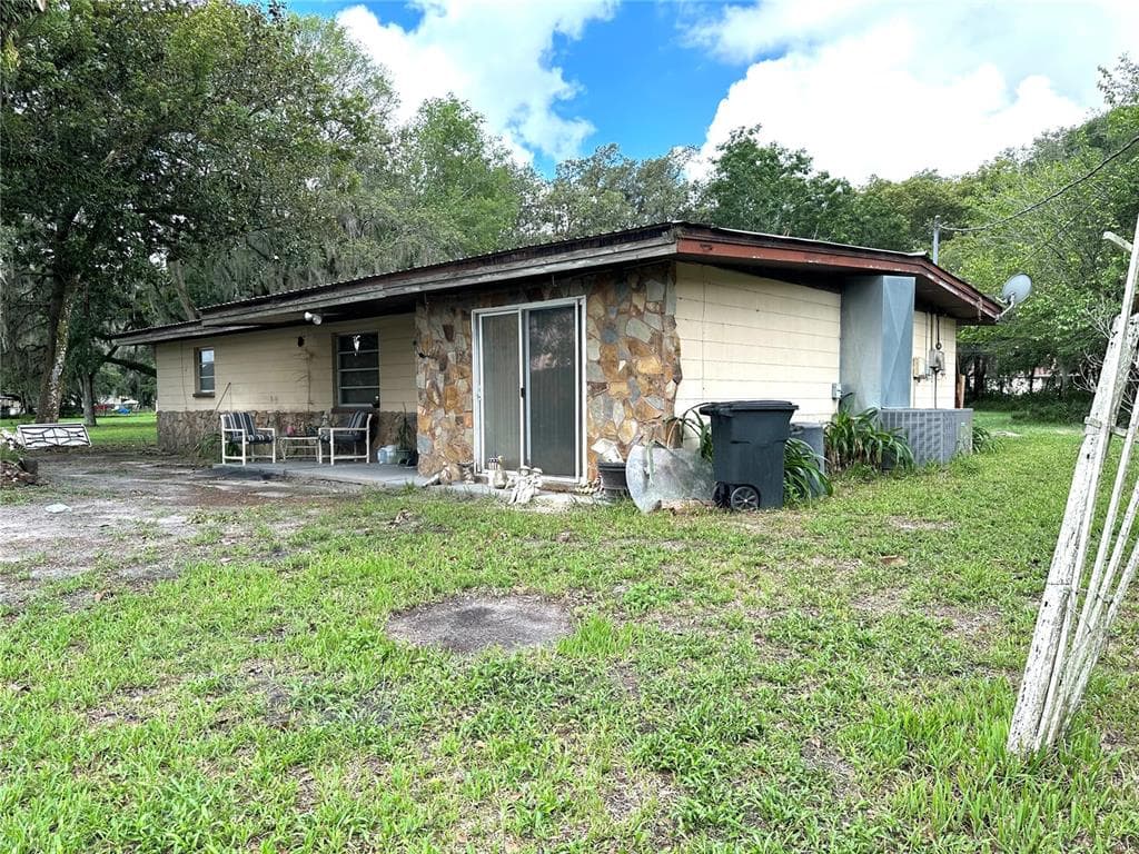 3223 COATS ROAD ZEPHYRHILLS, FL 33541