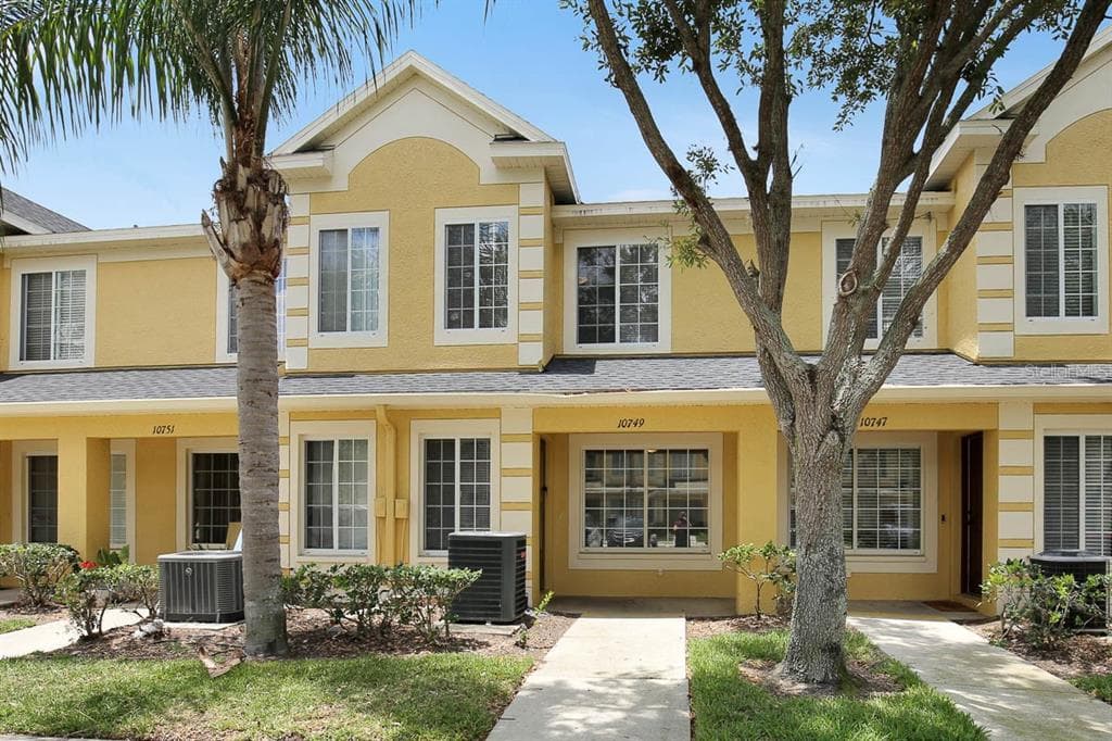10749 KEYS GATE DRIVE RIVERVIEW, FL 33579