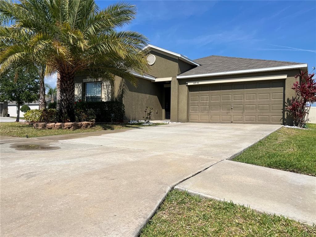 16932 PEACEFUL VALLEY DRIVE WIMAUMA, FL 33598