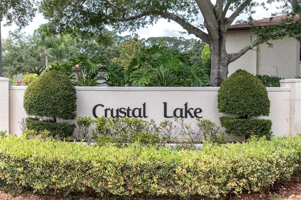 3345 CRYSTAL COURT E UNIT B PALM HARBOR, FL 34685