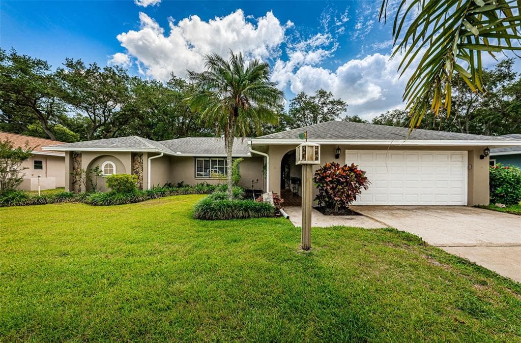 13408 105TH AVENUE LARGO, FL 33774